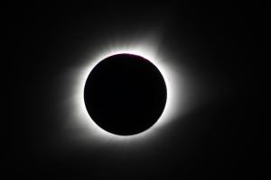 Bajo los cielos encantados: La Serranía de Cuenca se prepara para el eclipse del siglo0
